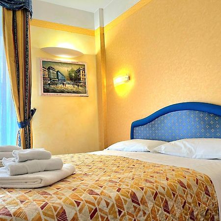 Hotel Soleblu Rimini Bagian luar foto