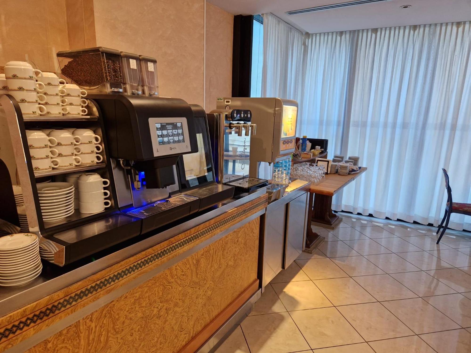 Hotel Soleblu Rimini Bagian luar foto